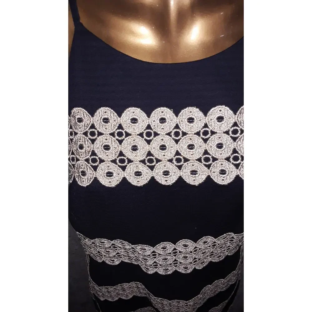 Lilly Pulitzer Sz 2 ANNABELLE Navy & Gold Metallic Applique Shift Dress - Picture 3 of 7